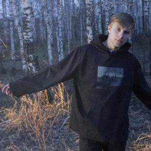 Колос: Худи просторное "Бесконечные ночи" черное